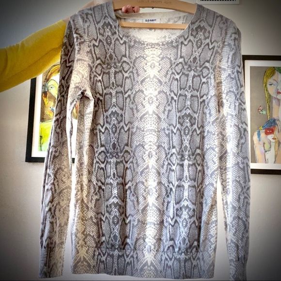 Old Navy Three Piece Outfit - Picture 3 of 11